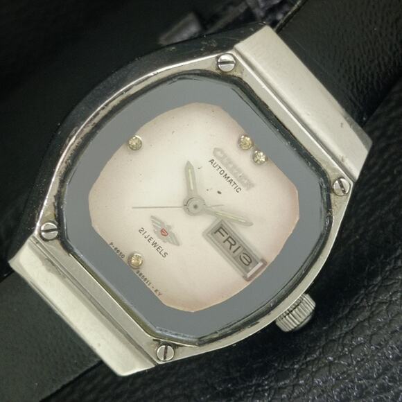 Vintage 1978 Citizen Automatic Womans Silver Watch W/daydate & White accents main image 4